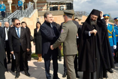 04-nis_nato24